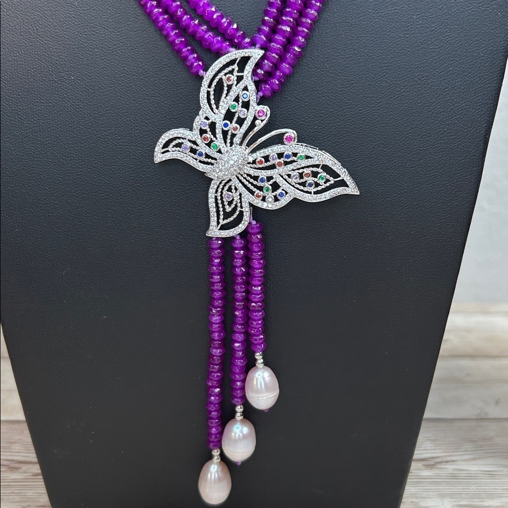Elegant Purple Gemstone or Crystal Necklace with Silver Butterfly Pendant - Picture 5 of 7